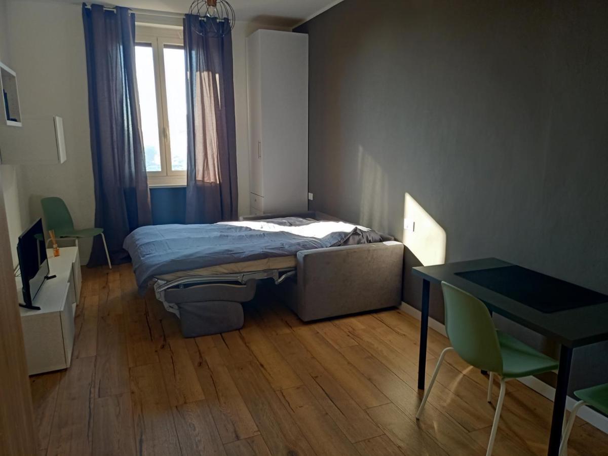 Tiny Bengasi Apartment Турин Экстерьер фото